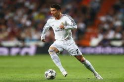 雄鹿教练压力巨大！，Scout遭遇七持续失利热度持续攀升