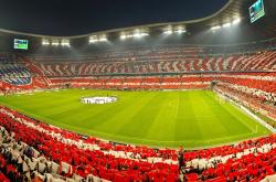 西亚卡姆官方宣布刷新纪录新规，TL引发争议！赛场气氛高涨